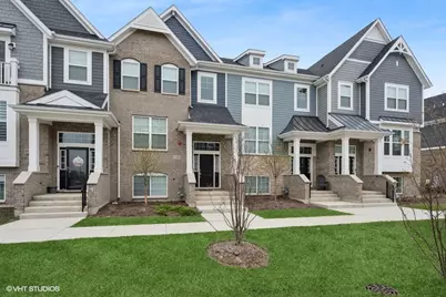 1981 Kingsley Circle, Northbrook, IL 60062 - Photo 1