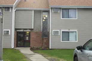 3900 Bayside Dr, Palatine, IL 60074 - Photo 1