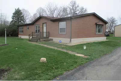 2912 E 11th Road, Ottawa, IL 61350 - Photo 1