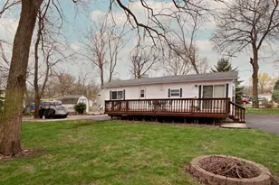 8 Bluegill Cir, Wilmington, IL 60481 - Photo 1