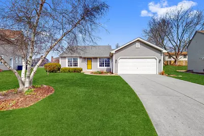 970 Sandalwood Lane, Crystal Lake, IL 60014 - Photo 1