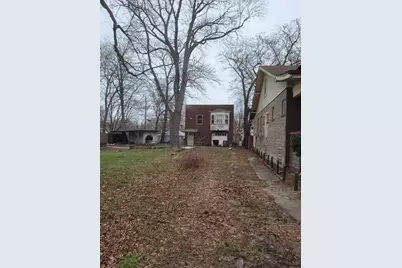 12109 S Princeton Avenue, Chicago, IL 60628 - Photo 1