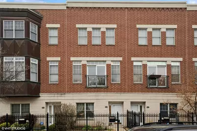 4604 S Woodlawn Avenue, Chicago, IL 60653 - Photo 1