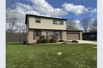 1409 Plain Street, Peru, IL 61354 - Photo 1