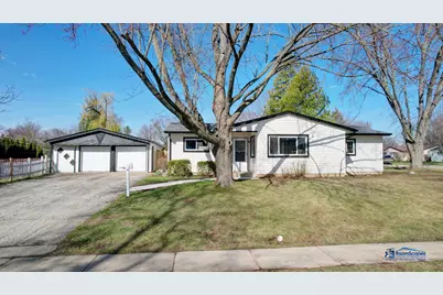 36546 N Streamwood Drive, Gurnee, IL 60031 - Photo 1