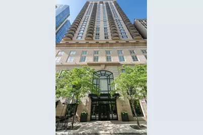 10 E Delaware Place #32E, Chicago, IL 60611 - Photo 1