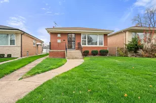 31 W 126th Pl, Chicago, IL 60628 - Photo 1