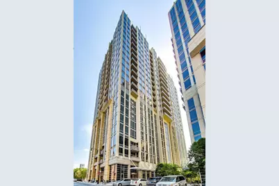 700 N Larrabee Street #1704, Chicago, IL 60654 - Photo 1