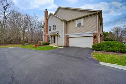 2136 Yale Circle, Hoffman Estates, IL 60192 - Photo 1