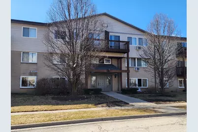 655 Deepwoods Drive #1F, Mundelein, IL 60060 - Photo 1