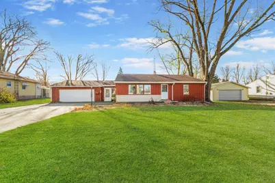 403 W Second Street, Wenona, IL 61377 - Photo 1