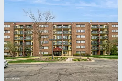 1840 Huntington Boulevard #BW314, Hoffman Estates, IL 60169 - Photo 1