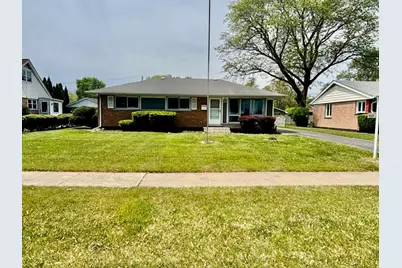 8400 Latrobe Avenue, Burbank, IL 60459 - Photo 1