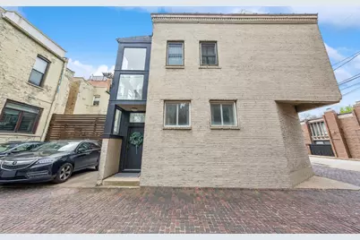 514 W Grant Place #CHSE, Chicago, IL 60614 - Photo 1