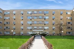 6160 N Damen Ave, Chicago, IL 60659 - Photo 1