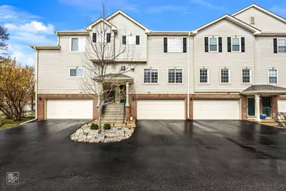 43 Monarch Drive #302, Streamwood, IL 60107 - Photo 1