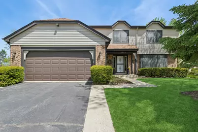 1900 Buckingham Road, Mundelein, IL 60060 - Photo 1