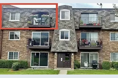 9381 Bay Colony Drive #3S, Des Plaines, IL 60016 - Photo 1