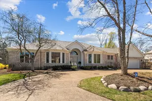 2530 Hybernia Dr, Highland Park, IL 60035 - Photo 1