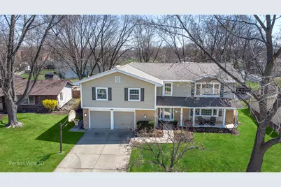 317 Mashpee Lane, Schaumburg, IL 60194 - Photo 1