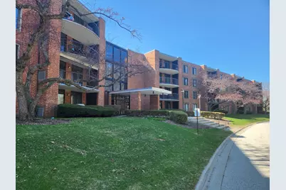 1615 E Central Road #210B, Arlington Heights, IL 60005 - Photo 1