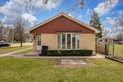 1553 N 39th Avenue, Stone Park, IL 60165 - Photo 1