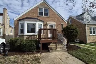 201 Hillcrest Ave, Chicago Heights, IL 60411 - Photo 1