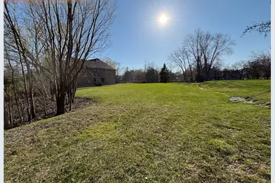 6542 Bentley Avenue, Willowbrook, IL 60527 - Photo 1