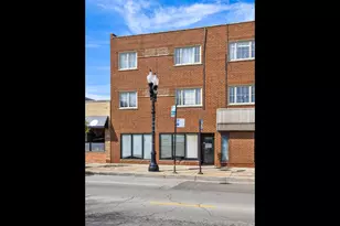 3008 W Devon St, Chicago, IL 60659 - Photo 1