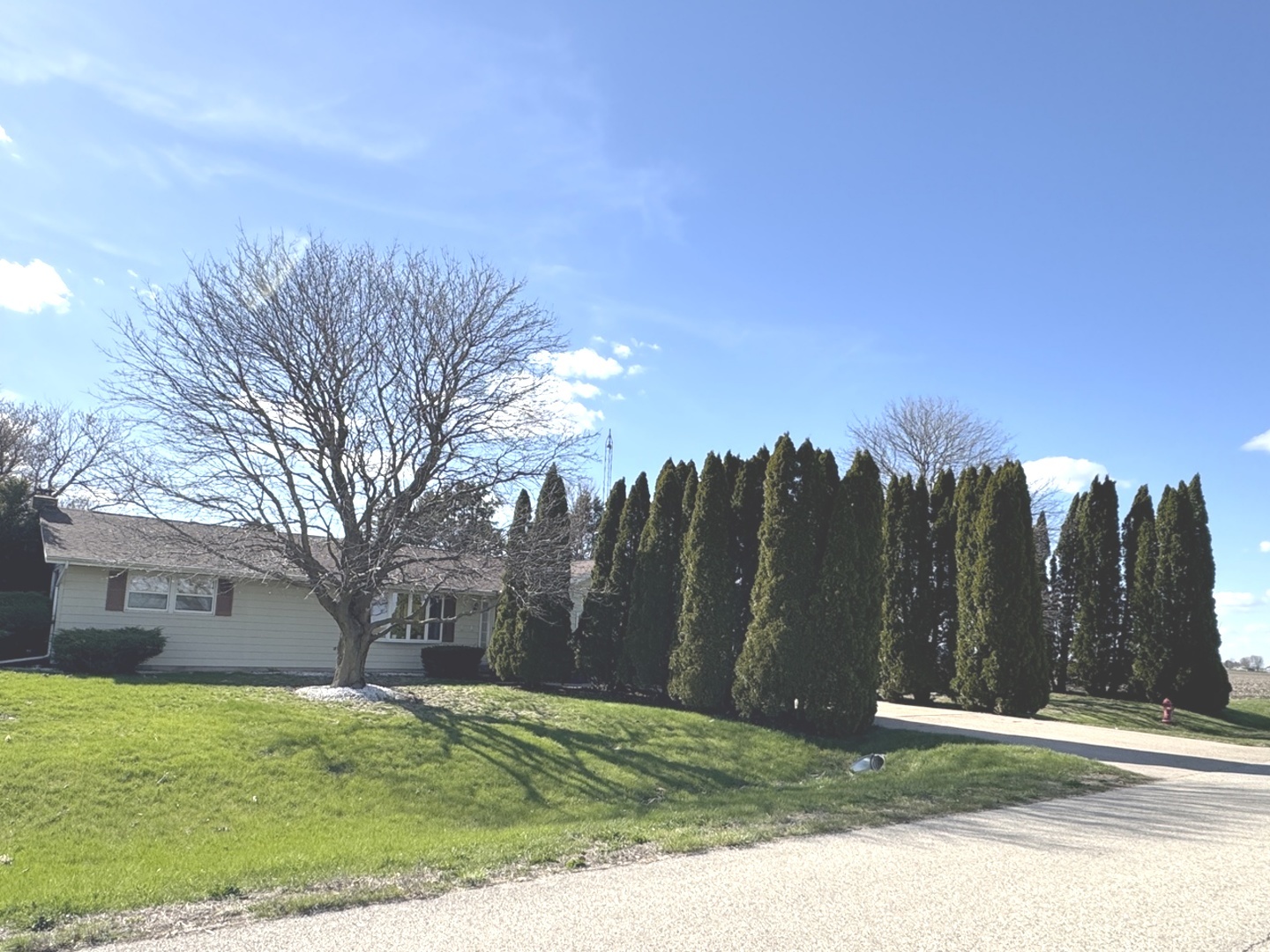 402 N Front St, Sublette, IL 61367 - MLS 12337930 - Coldwell Banker