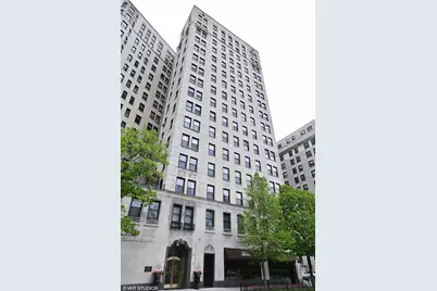 2000 N Lincoln Park West #802, Chicago, IL 60614 - Photo 1