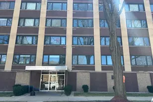 5915 W Gunnison St, Chicago, IL 60630 - Photo 1