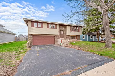 306 S Cherry Street, Itasca, IL 60143 - Photo 1