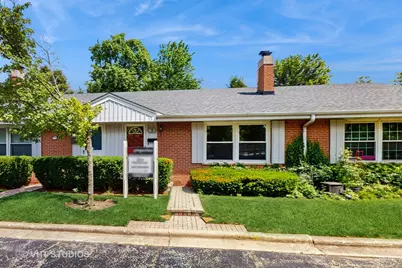 3 Robin Hood Lane, Northfield, IL 60093 - Photo 1