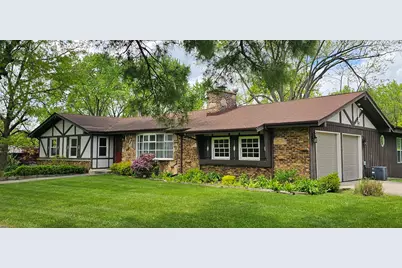 222 Frances Lane, Barrington, IL 60010 - Photo 1