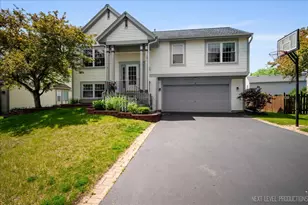 19 Vernon Ct, South Elgin, IL 60177 - Photo 1