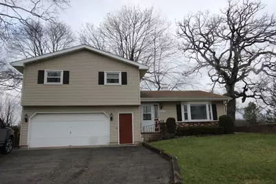 10215 Main Street, Hebron, IL 60034 - Photo 1