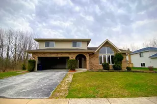 5811 Kathryn Ln, Matteson, IL 60443 - Photo 1