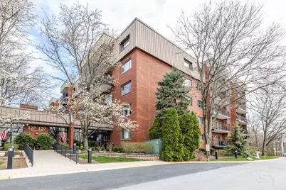 129 Acacia Circle #110E, Indian Head Park, IL 60525 - Photo 1