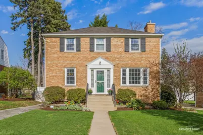 911 N President Street, Wheaton, IL 60187 - Photo 1