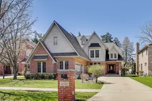 430 S Walnut St, Itasca, IL 60143 - Photo 1