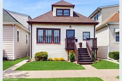 2942 N Moody Avenue, Chicago, IL 60634 - Photo 1