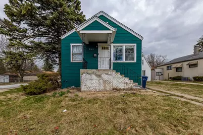 2740 W 98th Place, Evergreen Park, IL 60805 - Photo 1