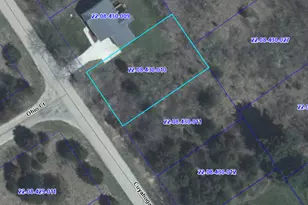 220 Cuyahoga Dr, Dixon, IL 61021 - Photo 1