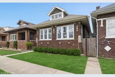 8022 S Euclid Avenue, Chicago, IL 60617 - Photo 1