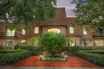 1230 Park Avenue #205, Highland Park, IL 60035 - Photo 1