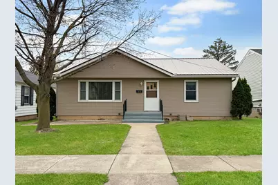 1251 W American Street, Freeport, IL 61032 - Photo 1