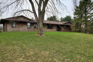 6720 Latham Rd, Rockford, IL 61101 - Photo 1
