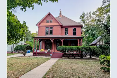 907 W Church Street, Champaign, IL 61821 - Photo 1