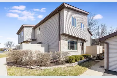 1002 Schoolgate Road #1001, New Lenox, IL 60451 - Photo 1